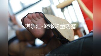 《居家摄像头破解》偷窥新婚小夫妻各种姿势啪啪