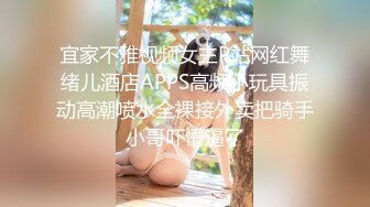 《家庭乱伦》下药迷翻风韵犹存的大嫂趁哥哥在客厅睡着一通猛操3