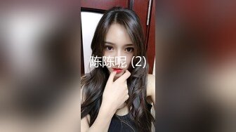 潜入办公楼偷拍粉色裙子的美女同事