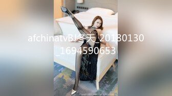 【权少很骚呢】清纯系妹妹上场，肤白貌美小仙女，害怕叫得太大声还捂着嘴，蜜桃臀后入观感极佳，精彩佳作