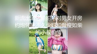 潮汕地区，和情侣和闺蜜KTV唱K，中途拉着女朋友进厕所，爱吃鸡，外面歌声响亮，贼爽！