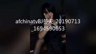 《台湾情侣泄密》奶子非常大的女生和男友之间的私密被曝光 (1)